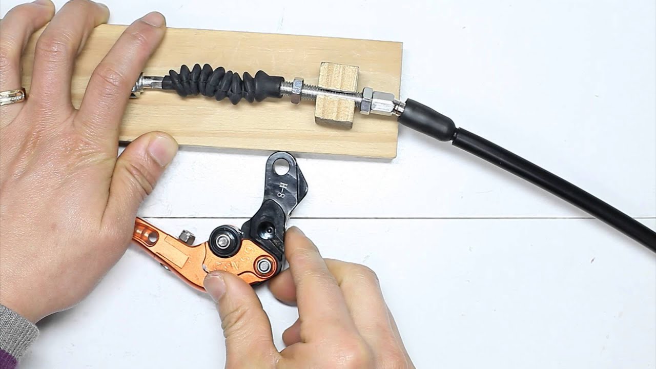[자가정비] 코멧 250 클러치케이블 설치 및 유격조정(gt 250 clutch cable install & adjust) [내정비카페]