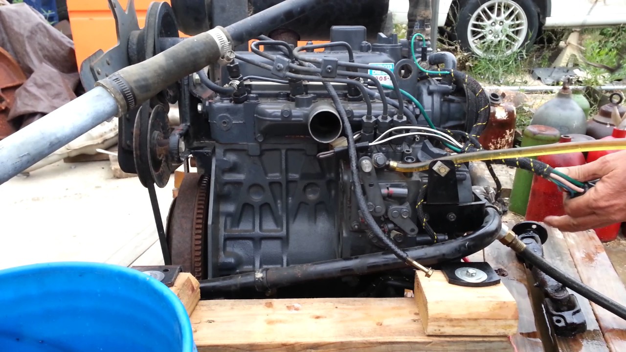Kubota D905-E start and run