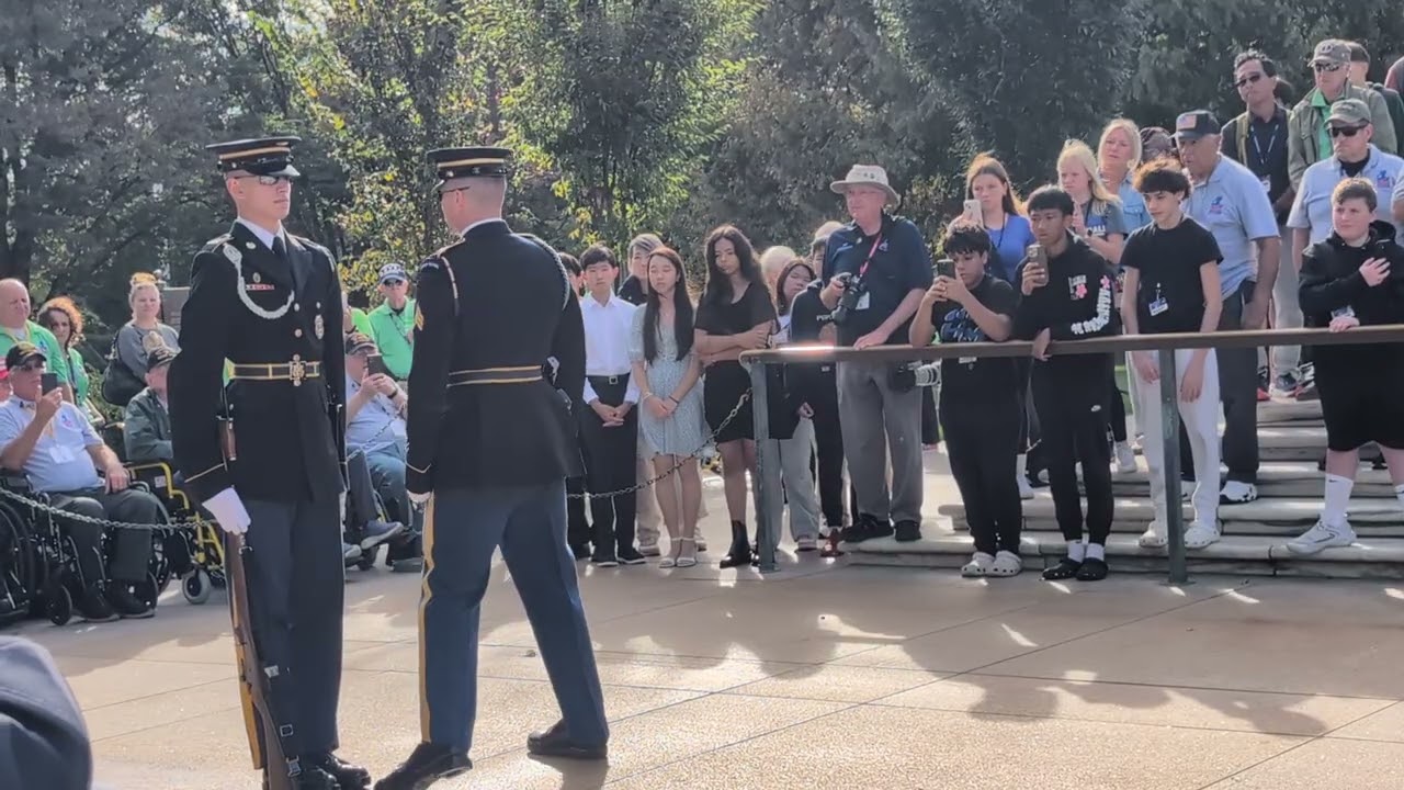 Arlington National Cemetery - Tomb of the Unknown Soldier | Changing of the Guard 15 Oct 25 16:00