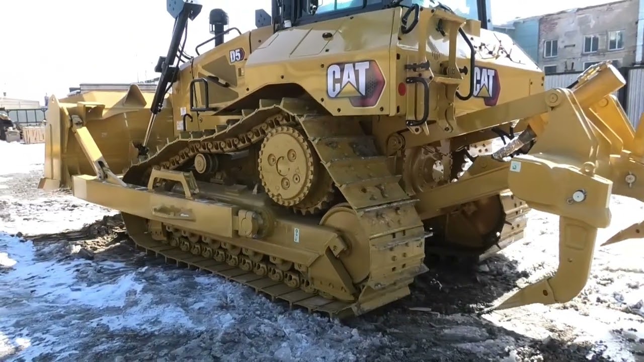 Видеообзор бульдозера CAT® D5