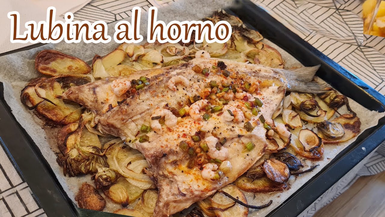 LUBINA al horno con verduras y gambas (fácil, sano y rápido)
