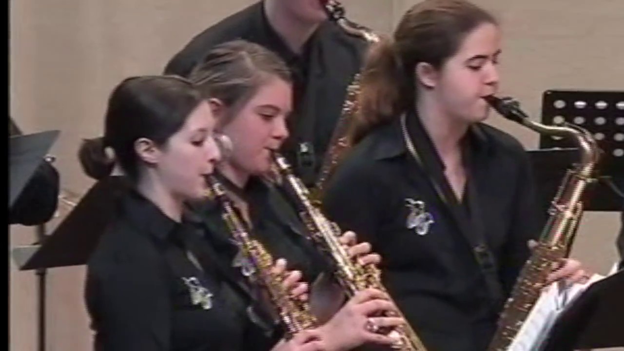 Mrs Malcolm, Her Reel (Funky Freuchie) - National Saxophone Choir (archive)