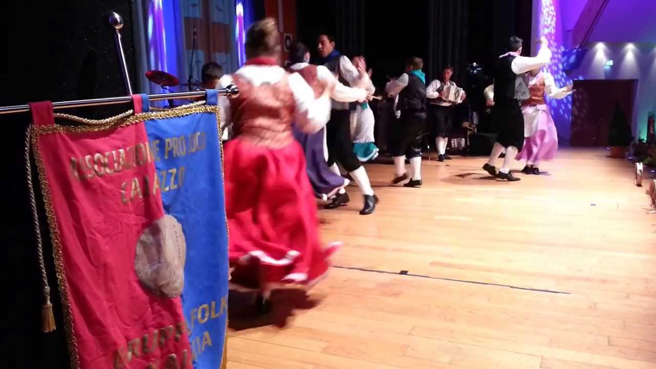 kaiatia folk esibizione a ochtendung (germania) ballo 2