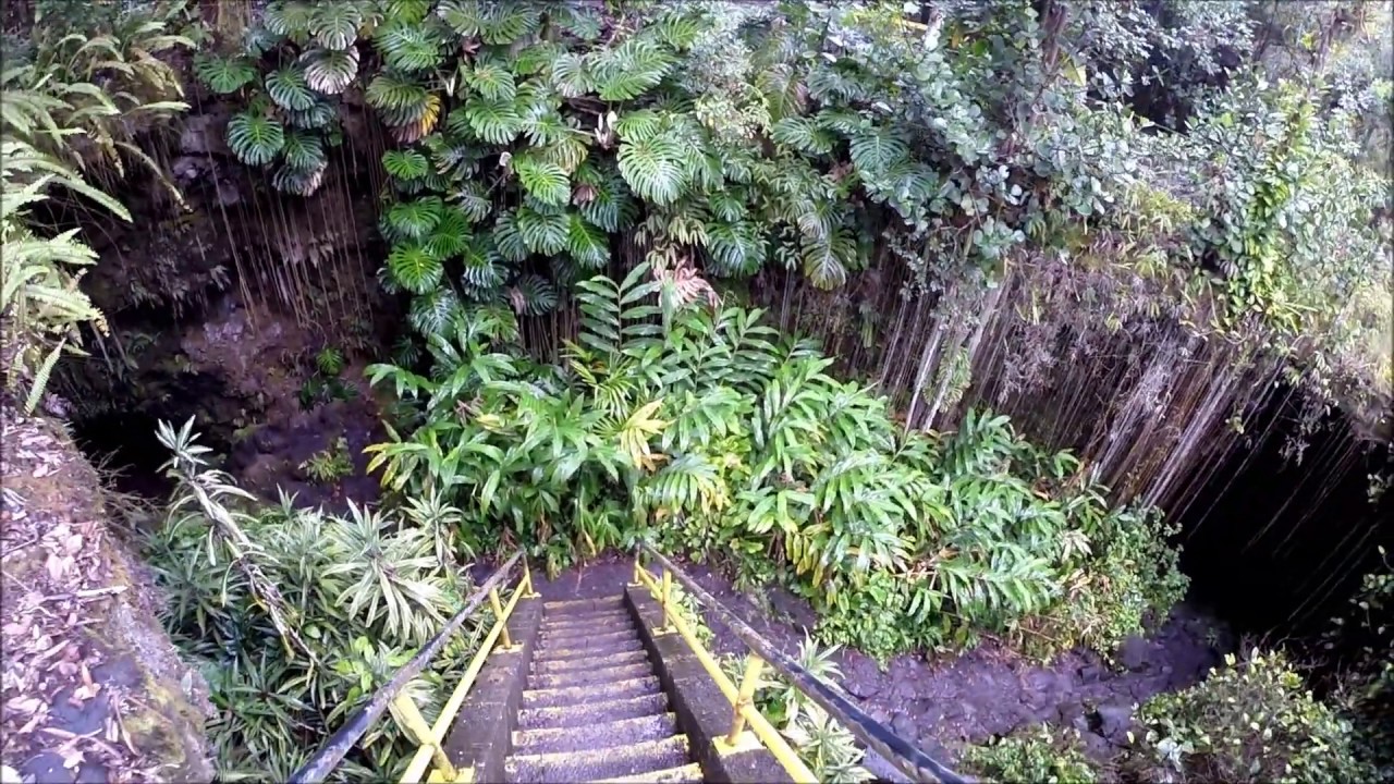 Exploring Kaumana Caves, Big Island, Hawaii (Bring a Flashlight!)