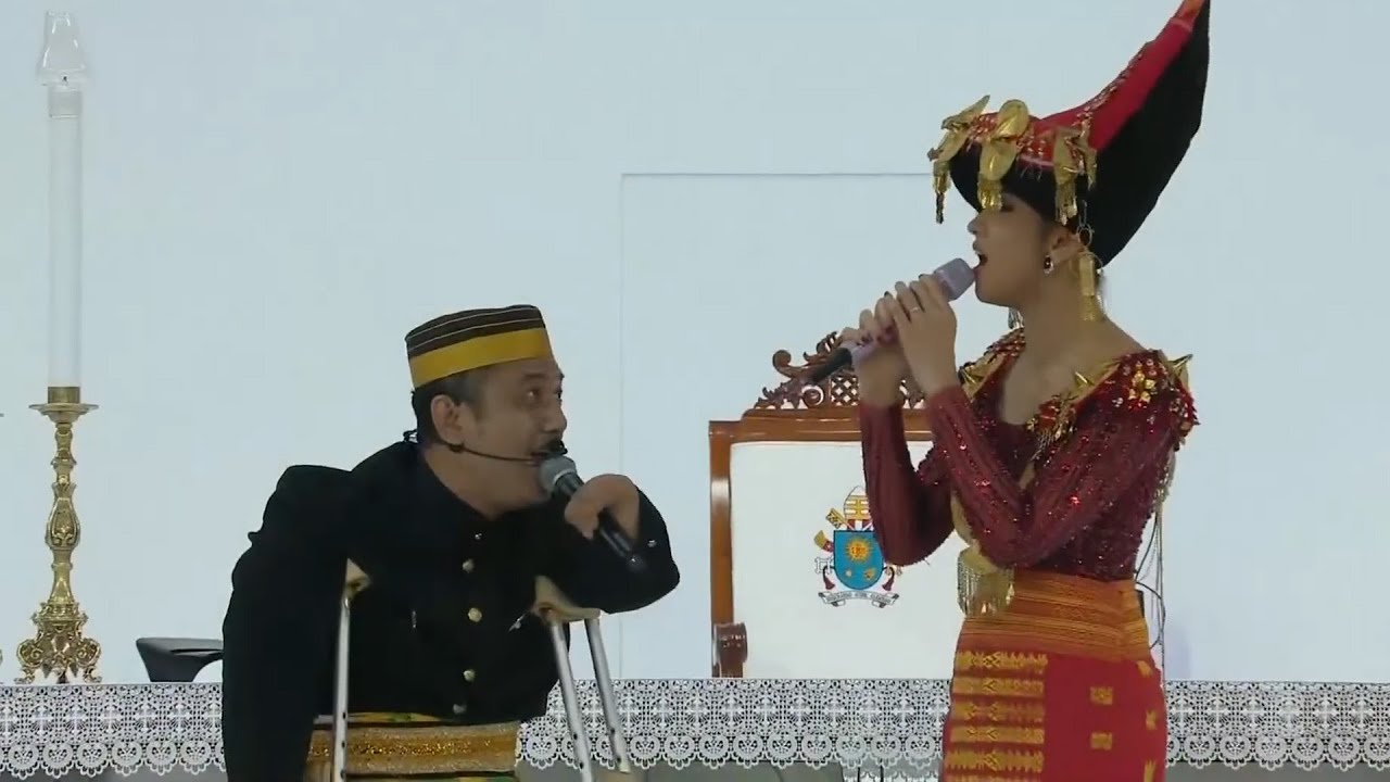 TAMPIL MEMUKAU🌍LYODRA FT ANTON JAMAICA KAVE🌍MENYANYIKAN 2 LAGU USAI MISA BERSAMA PAUS FRANSISKUS🌍