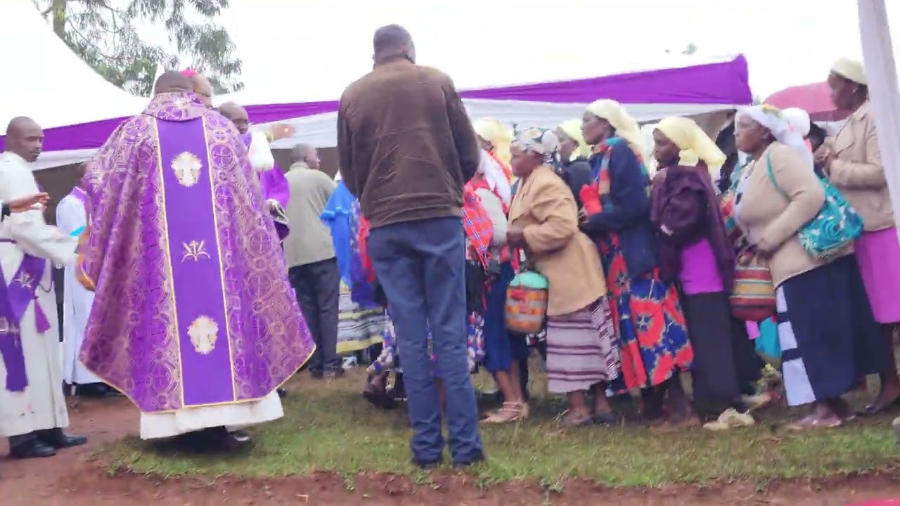 REQUIEM MASS OF REV. FR. KAMAMIA ARCHDIOCESE OF NYERI DEAD IN A TRAGIC ROAD ACCIDENT(4)
