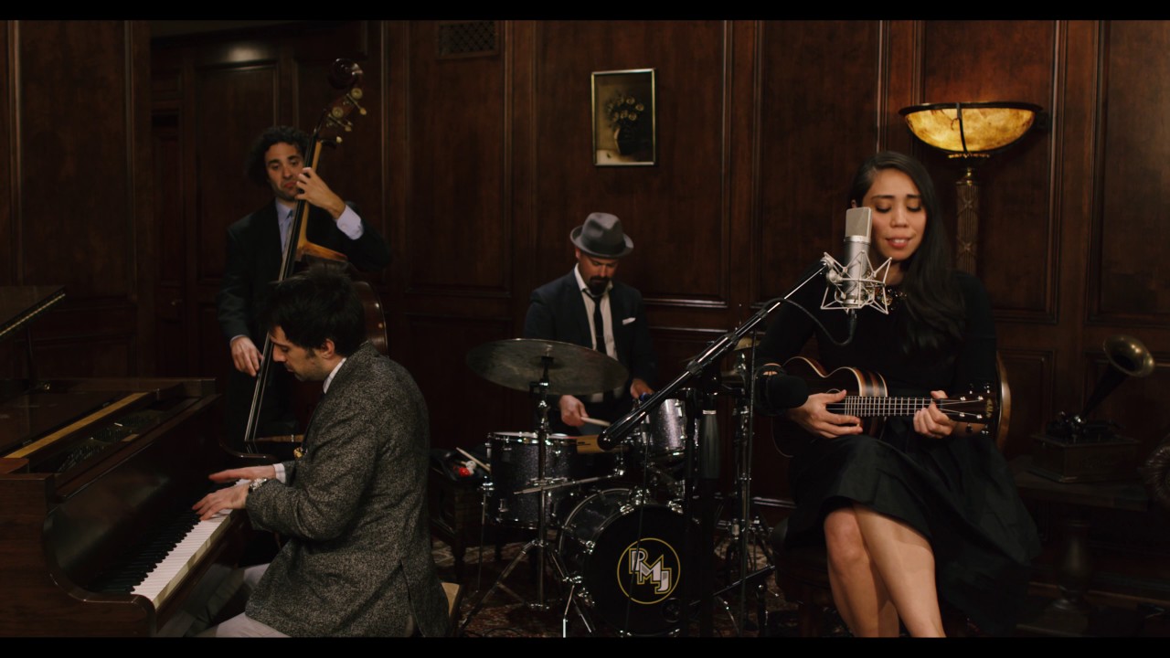 Bizarre Love Triangle - Vintage Burt Bacharach - Style New Order Cover ft. Sarah Marie Young