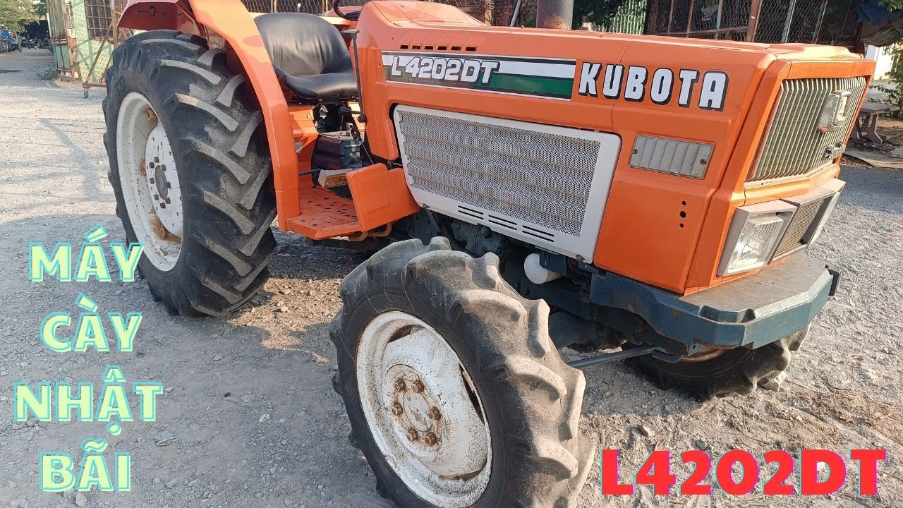 B&aacute;o gi&aacute; con m&aacute;y c&agrave;y Kubota L4202DT, 2 cầu, 4 m&aacute;y, trợ lực l&aacute;i, bao x&agrave;i lu&ocirc;n | ALo: 0918.818.643