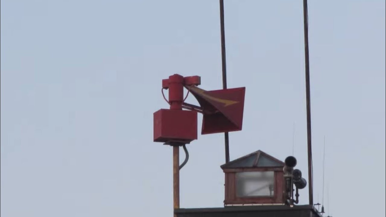 O thunderbolt do departamento de incêndio a 2020 anos