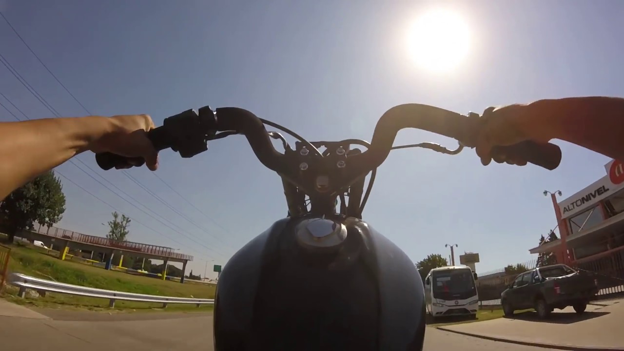 Unos Whellies!!! en la HONDA CG FAN 125