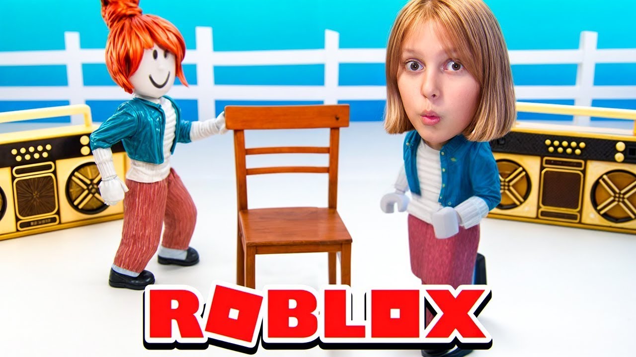 МУЗИКАЛНИ СТОЛОВЕ в Roblox! 😃🎵 Трудно ниво за Amelka | Роблокс в реалния живот | Karamel Playtime
