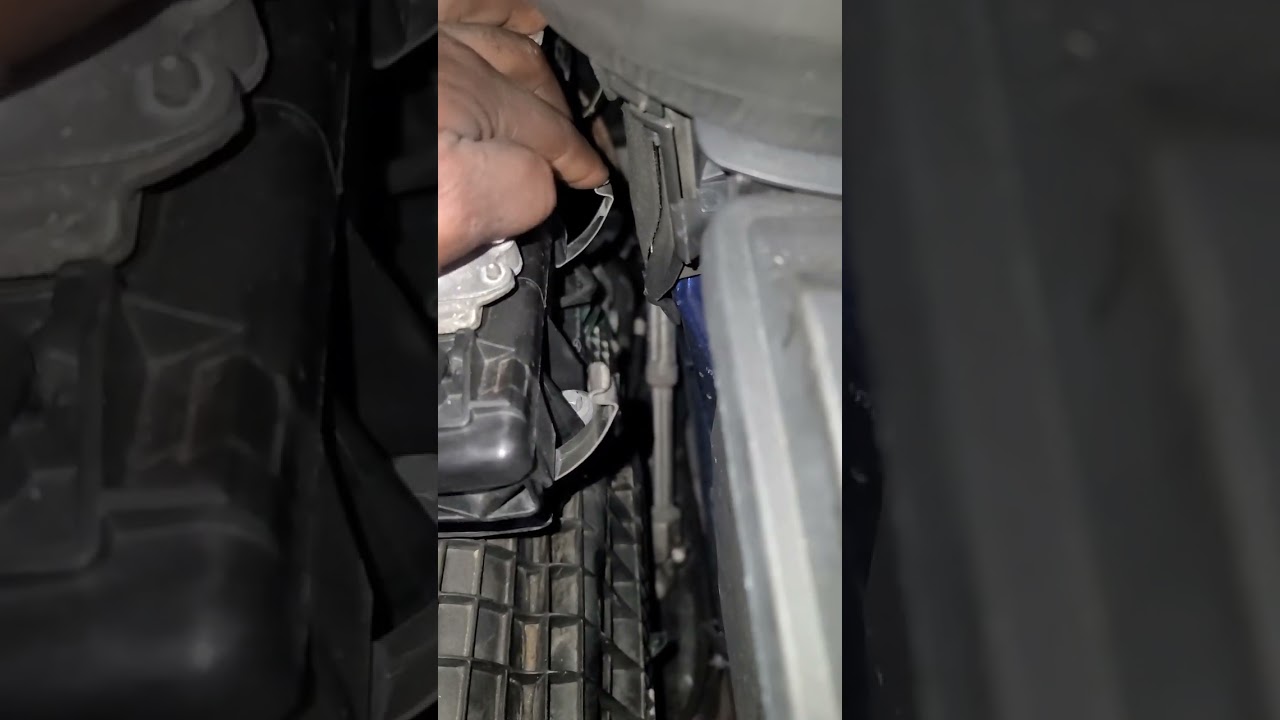 2021 mercedes-benz GLE AMG engine air filter removal and cleaning