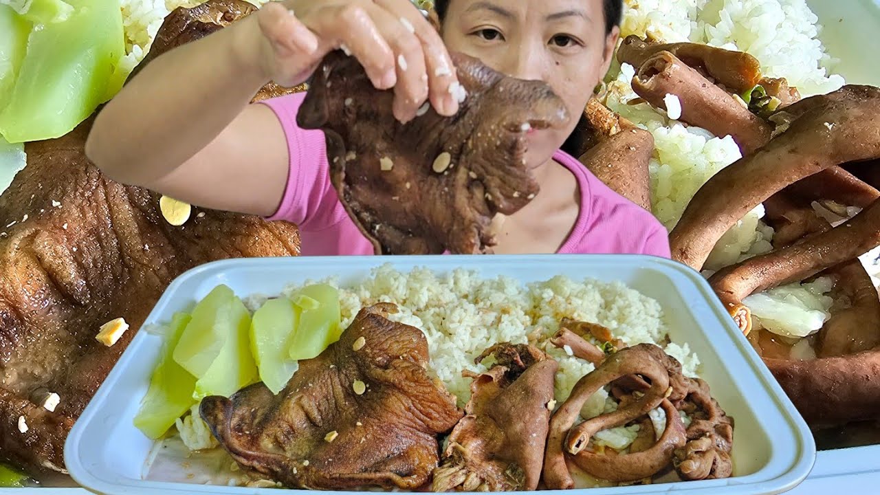 Spicy Smoked Pork Ear And Innards | Squash Boil | Chutney | Naga Mukbang 