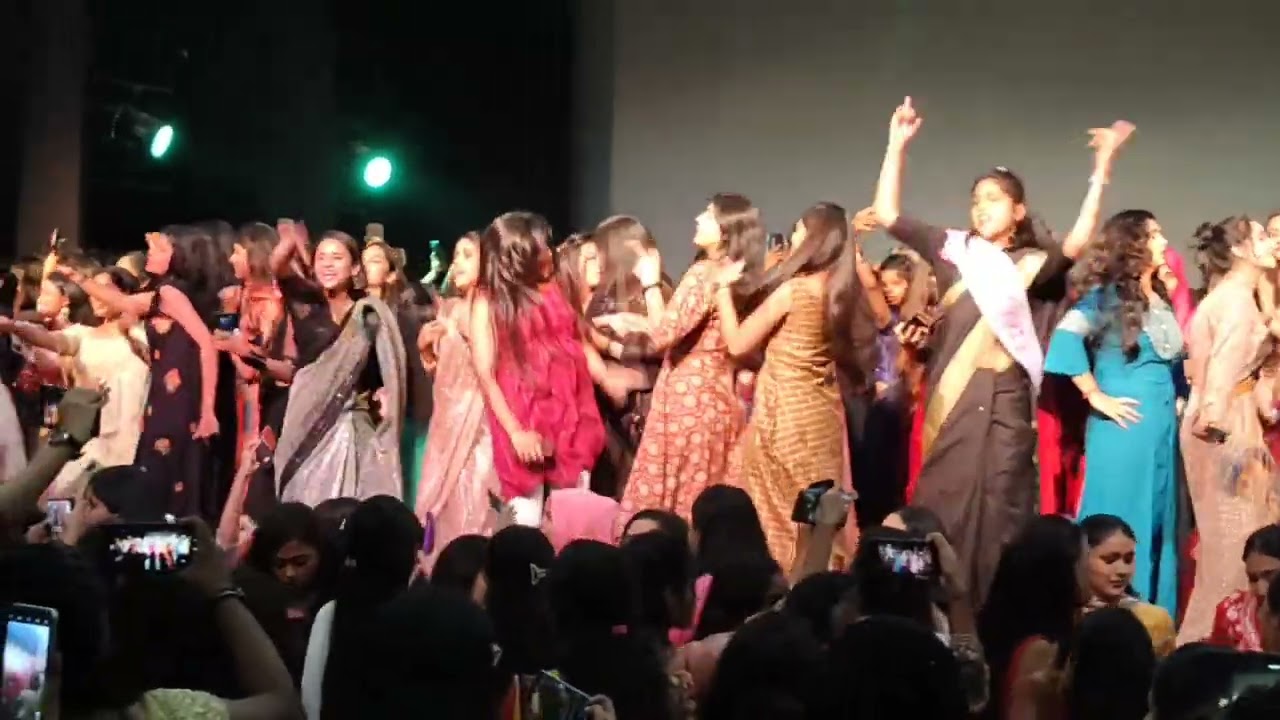 #freshersparty  in s. s. khnna girls degree college prayagraj