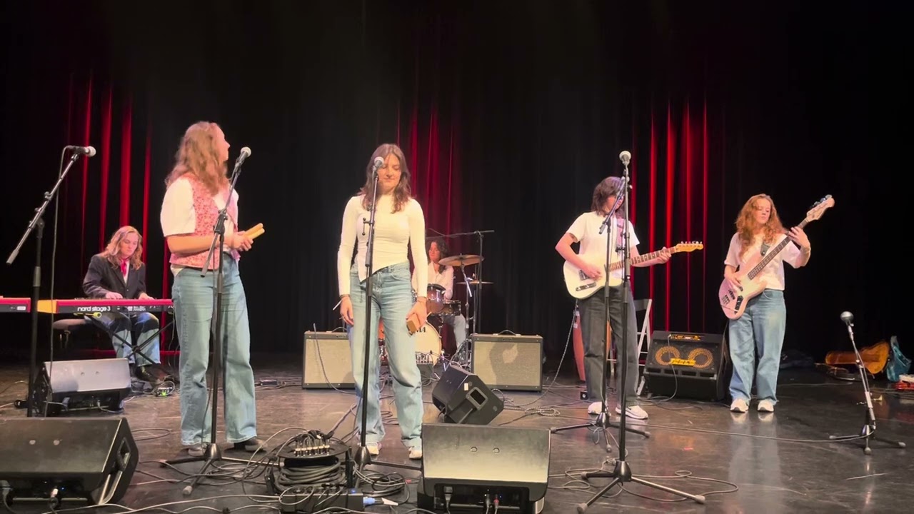 Cover van ‘Stop de Tijd’- Yentl en de Boer