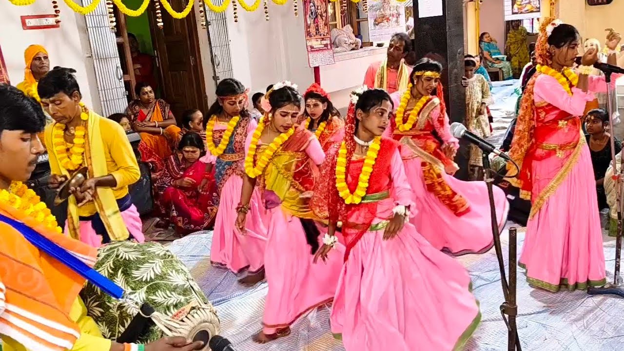 শিশু শিল্পীদের কন্ঠে মধুর হরিনাম সংকীর্তন // চোখের জলে আমি ভেসে চলেছি 