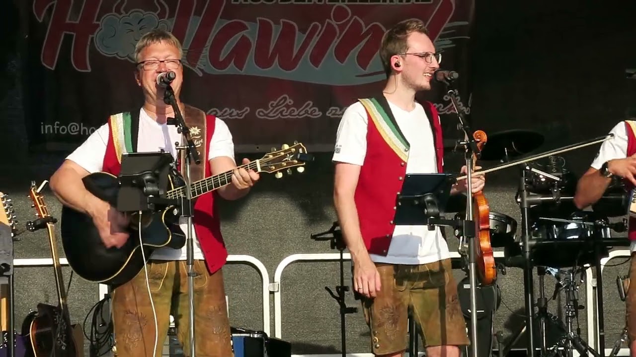 Höllawind -  Halli, hallo, i bins, der Geigenmusikant und Schnapsbrenn-Boarischer