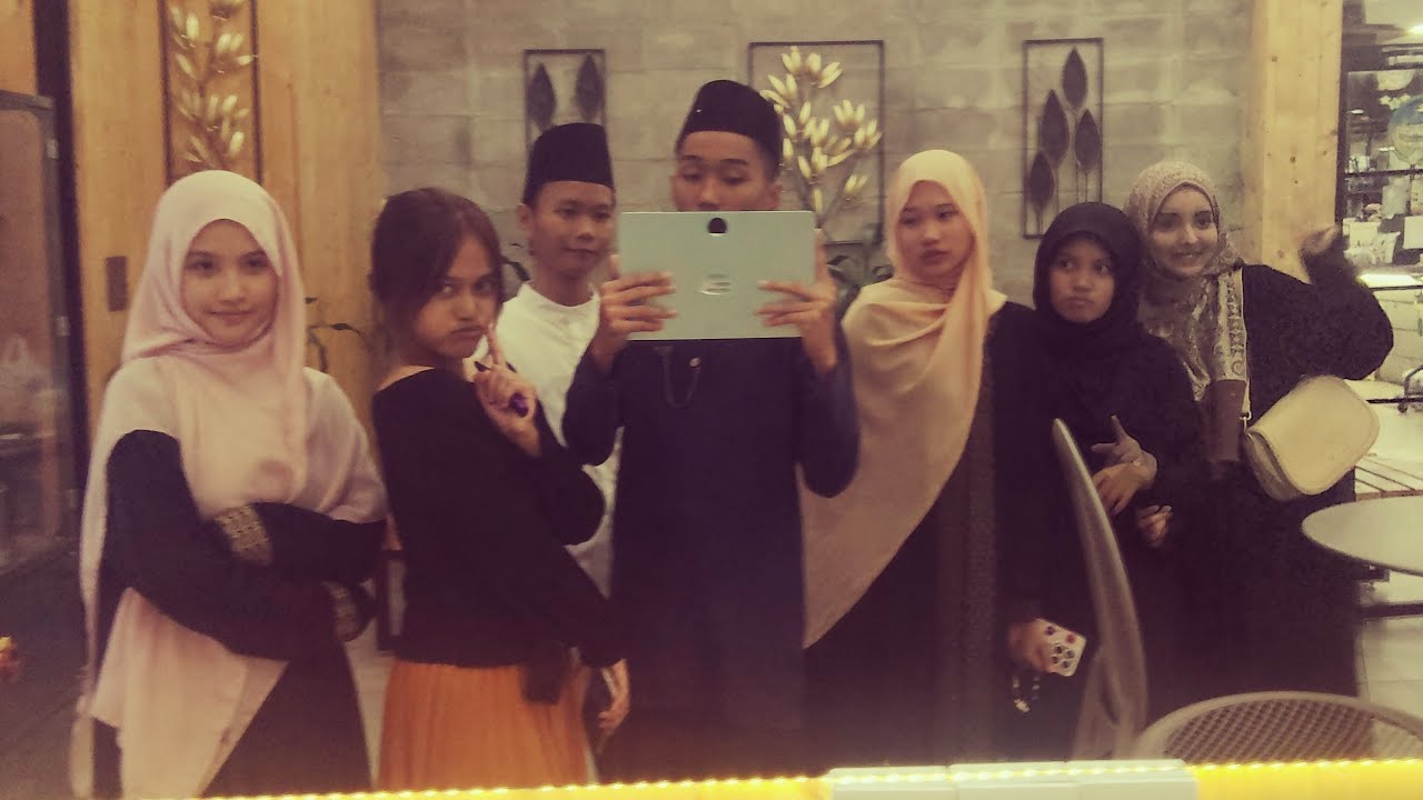 Iftar vlog w friends 😑🤘🏻