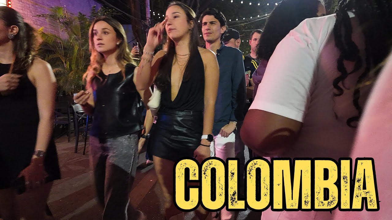 Medell&iacute;n Nightlife District Tour 🇨🇴 | Provenza El Poblado Beautiful Colombian Girls [4K]