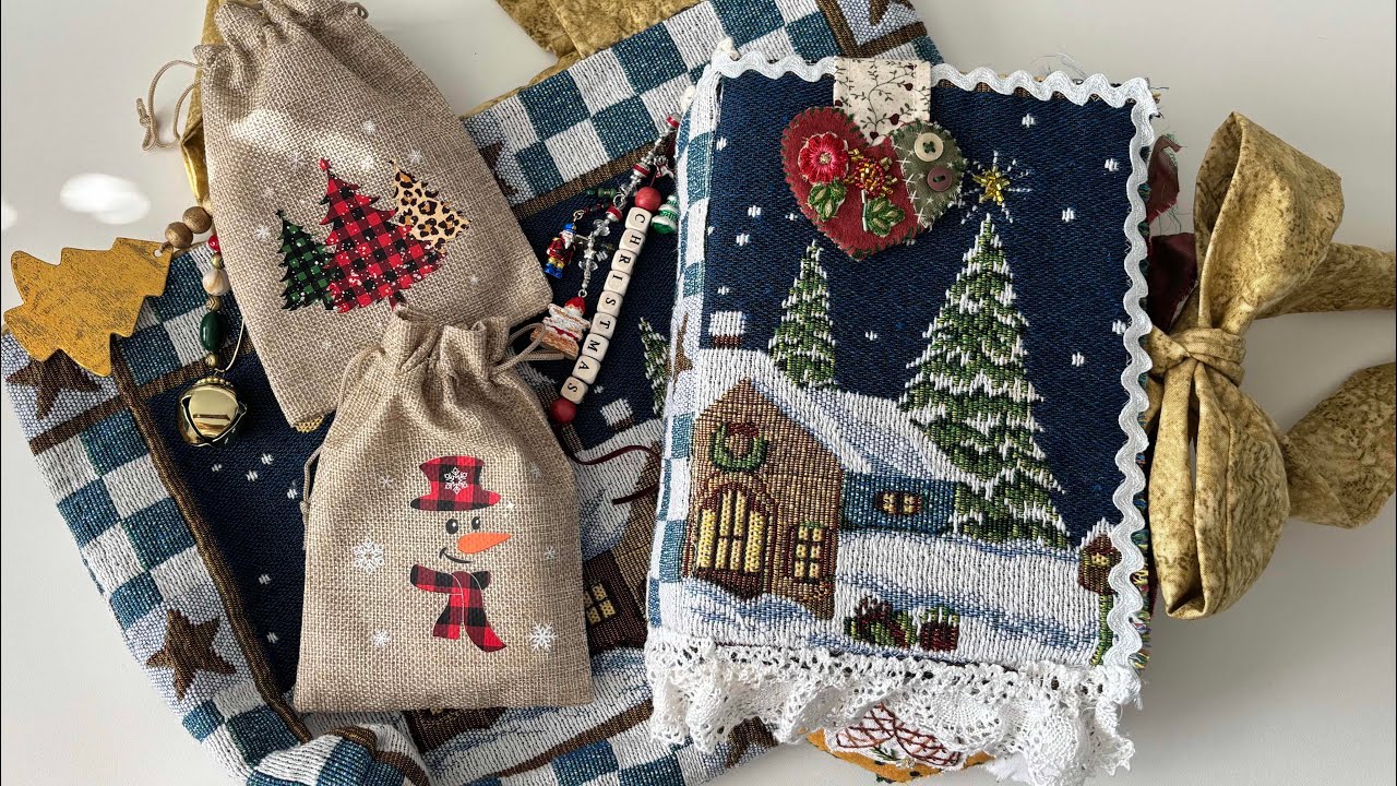 Christmas Theme Collection Junk Journal Flip Through | DTP @RaindropLila7 