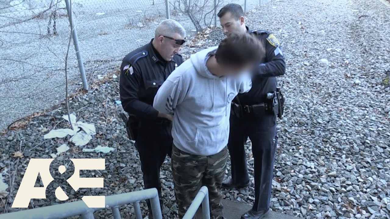 Live PD: Running on the Tracks (Season 3) | A&E