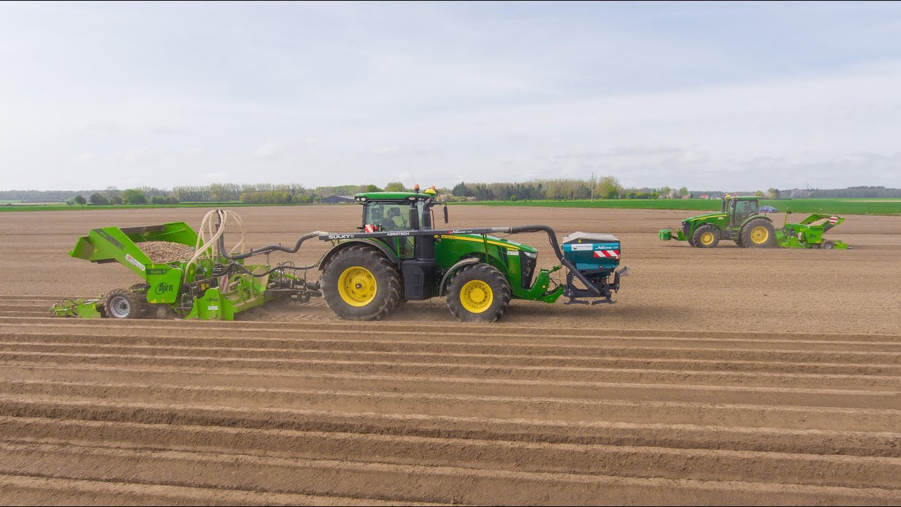 🇫🇷 Plantation de Pommes de Terre 2022 | X2 JOHN DEERE 8R | La Frite qui Plé