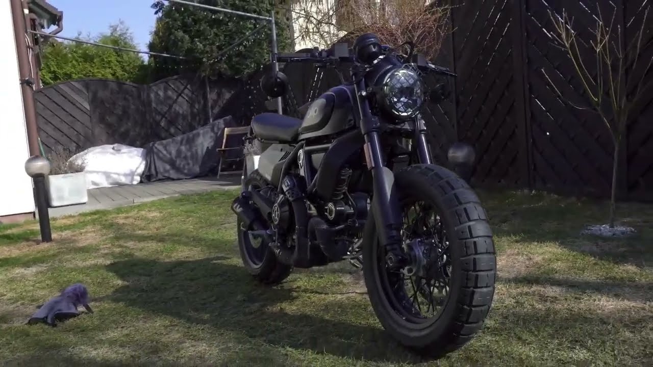 Ducati Scrambler 800 POSTAPO by bilip CUSTOM BUILD Cafe Racer Tracker LEOVINCE LV-10 exhaust sound