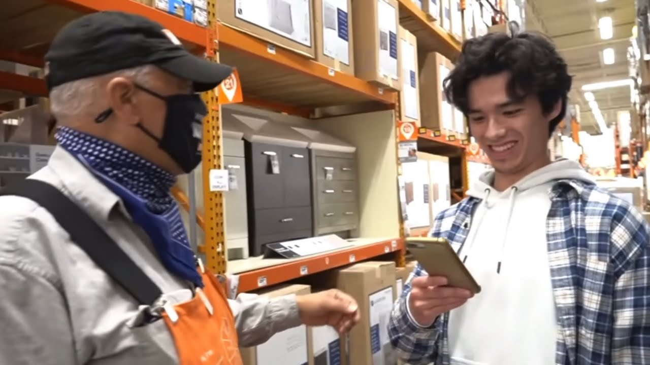 Home Depot man&rsquo;s yell-laugh. How long you been like this? (Full Clip)