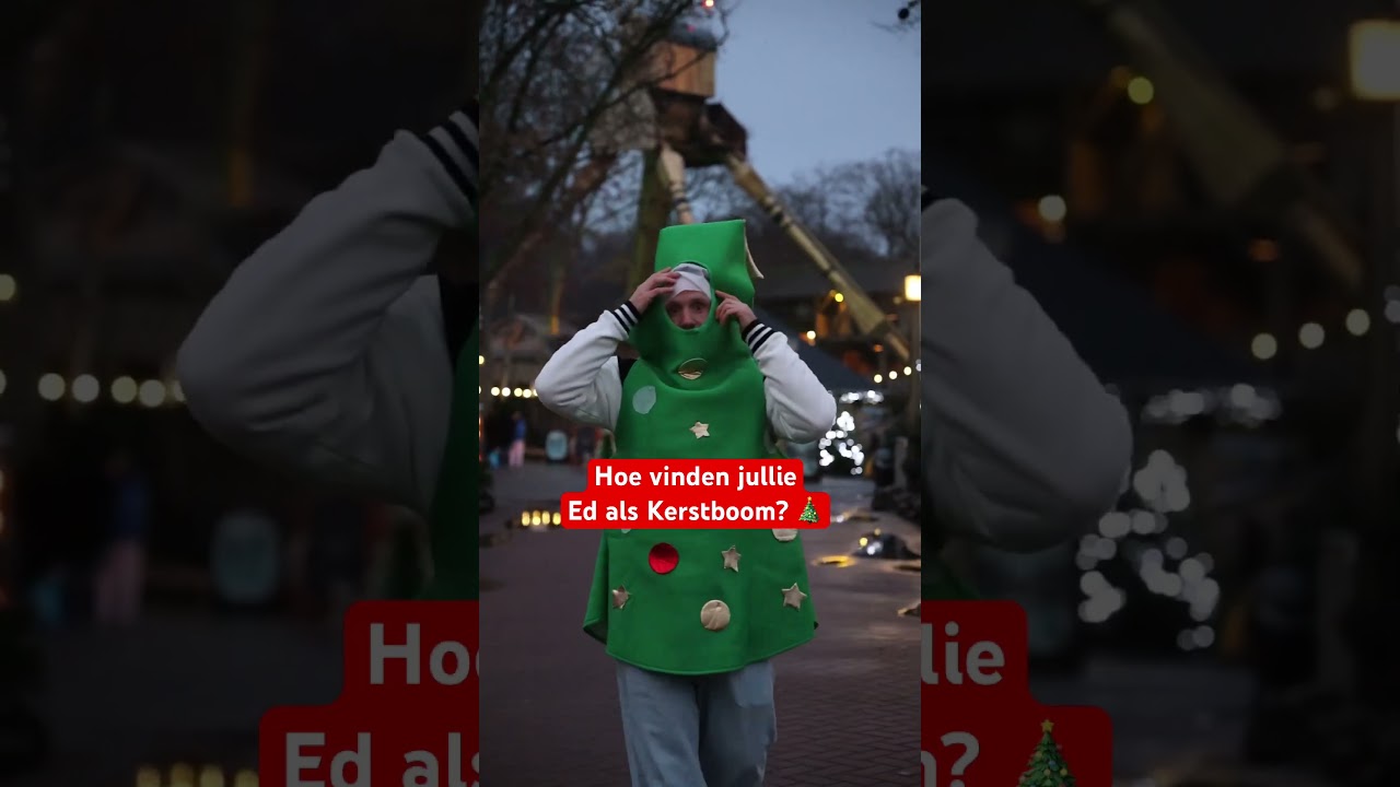 🎄 Ed als kerstboom #kerst #kerstboom #pretpark #duinrell
