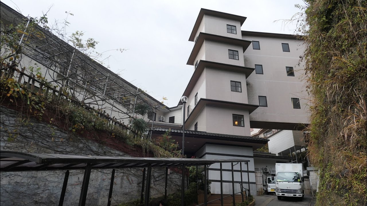 《晴れていれば立山連峰の見える全室オーシャンビューの民宿》なだうら温泉元湯 磯波風【富山県】(20211125-26宿泊)