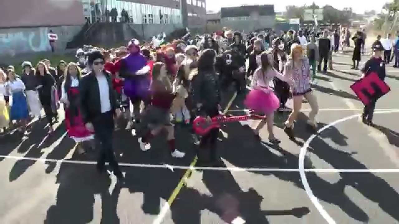 LIPDUB do Entroido 2012 no IES de Fene