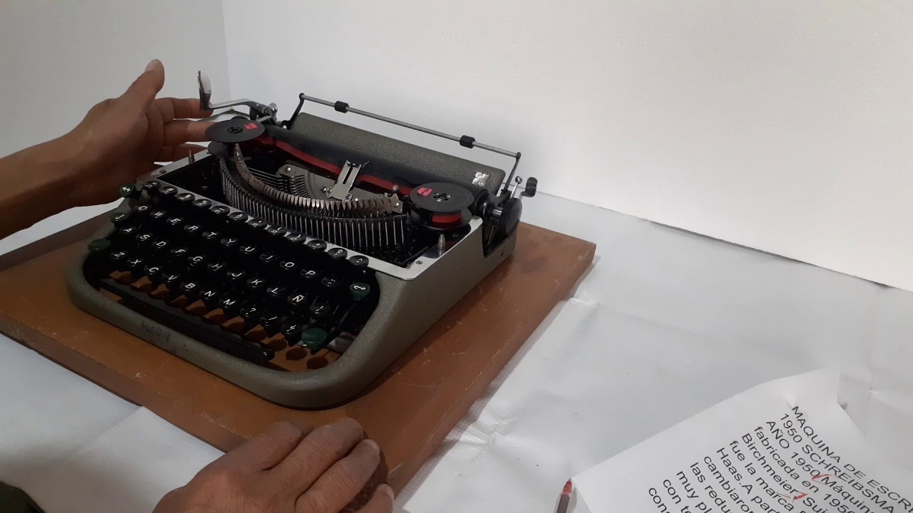 Maquina de escribir SWISSA PICCOLA