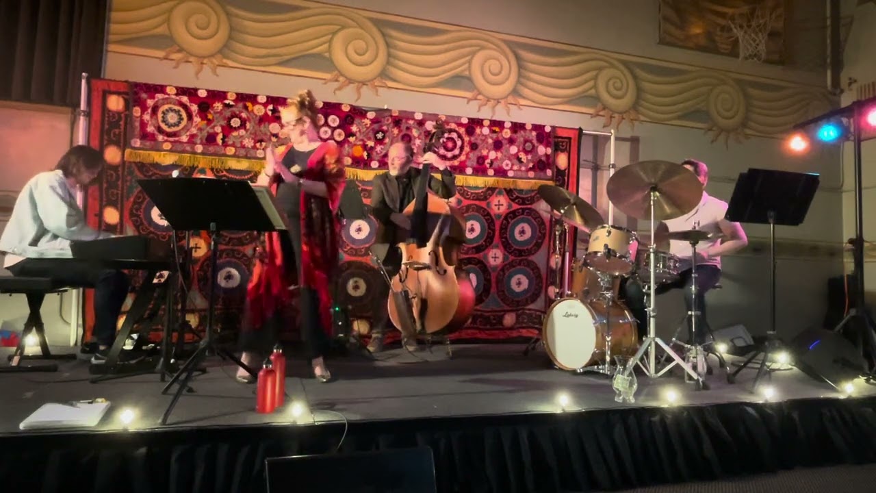 Paula Byrne sings 