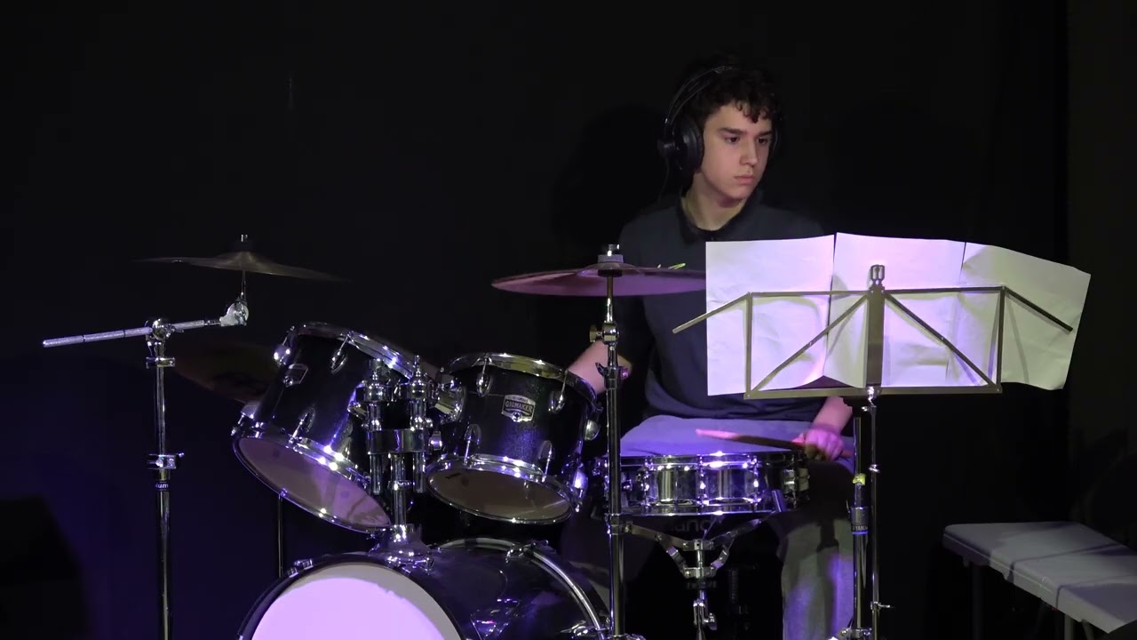 Percusión de la Escuela de Música de Ansoáin - Antsoaingo Musika Eskolako Perkusioa