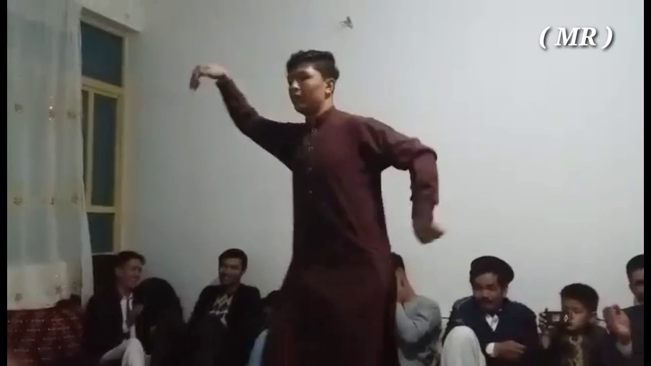 Jaghory boy mast dance رقص مست از بچه های جاغوری