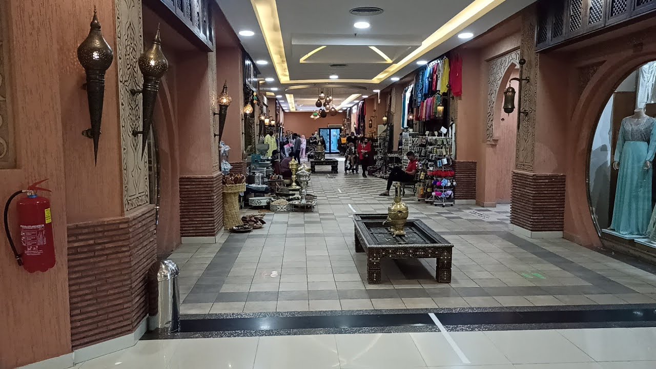 مدينة مراكش.جولة داخل المركب التجاري منارة مول Minara mall