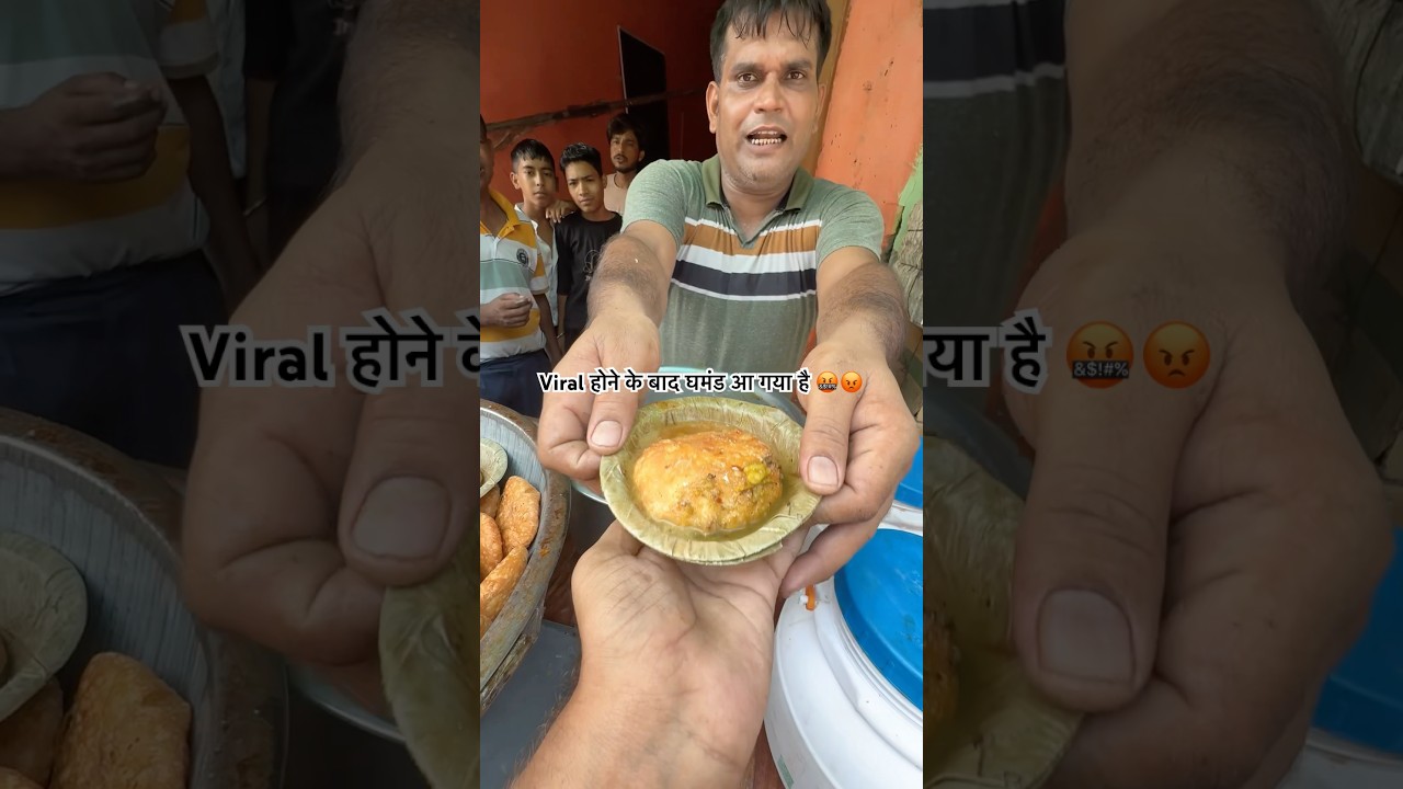 Angry Man Selling Kachori In Mathura 😱 #reels #trending #viral #food