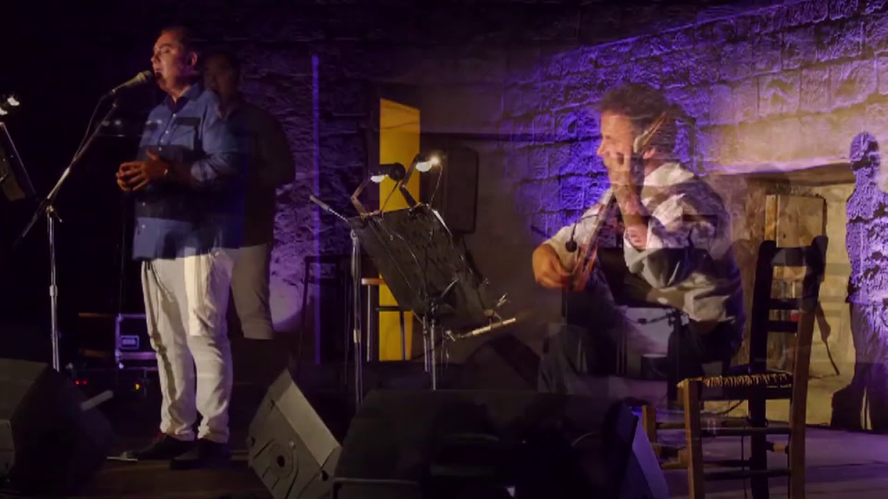 &Pi;&Alpha;&Rho;&Epsilon; &Tau;&Alpha; &Chi;&Nu;&Alpha;&Rho;&Iota;&Alpha; - &Beta;&Alpha;&Sigma;&Iota;&Lambda;&Eta;&Sigma; &Xi;&Eta;&Mu;&Epsilon;&Rho;&Eta;&Sigma; (&tau;&rho;&alpha;&gamma;&omicron;ύ&delta;&iota;), &Delta;&Eta;&Mu;&Eta;&Tau;&Rho;&Eta;&Sigma; &Kappa;&Alpha;&Rho;&Beta;&Epsilon;&Lambda;&Eta;&Sigma; (&kappa;&iota;&theta;ά&rho;&alpha;)