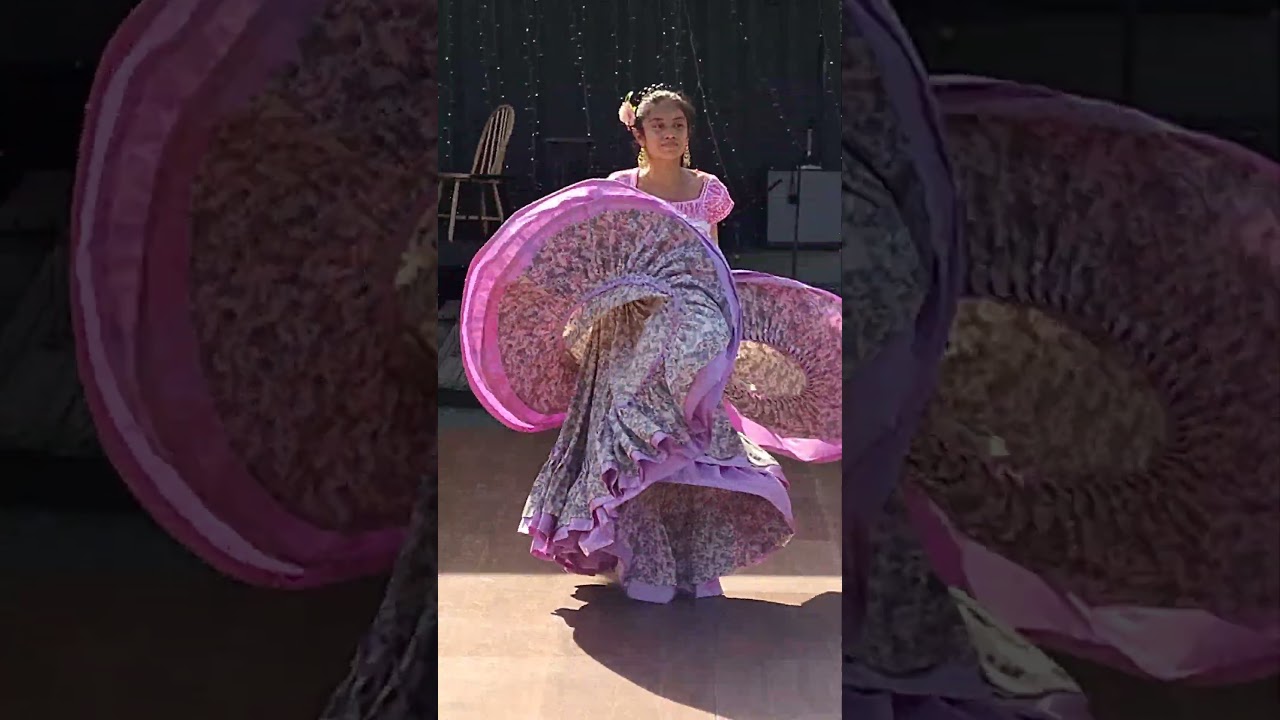 Mexican dancer
