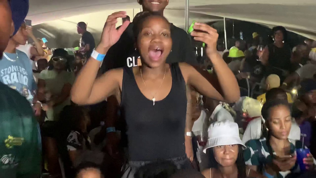 Busta 929, Reece Madlisa, Zuma & Mpura Live at Junk Park 15/11/2020 #PrettyGirlsLoveAmapiano