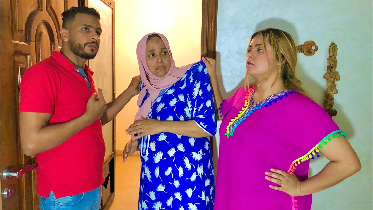 شاب غني طرد امه من المنزل بسبب زوجته التي ..ومضناتش بلي.. الله يمهل ولا يهمل💔😭 قصة مؤثرة