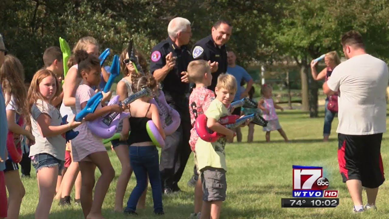Rockford Police Involve Community in Viral Lip Syncing Challenge