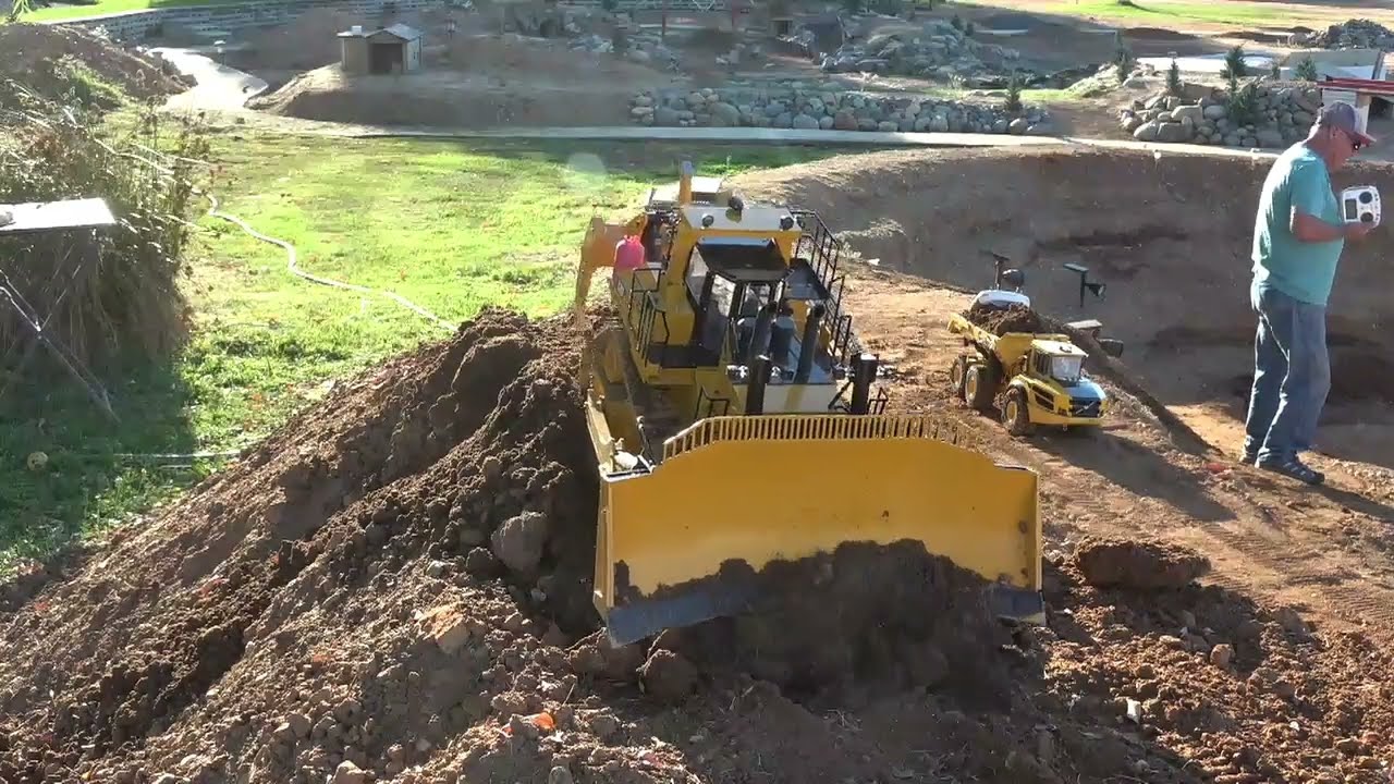 The big mountain is  close to being done. D11T, 6015B, A40G's 