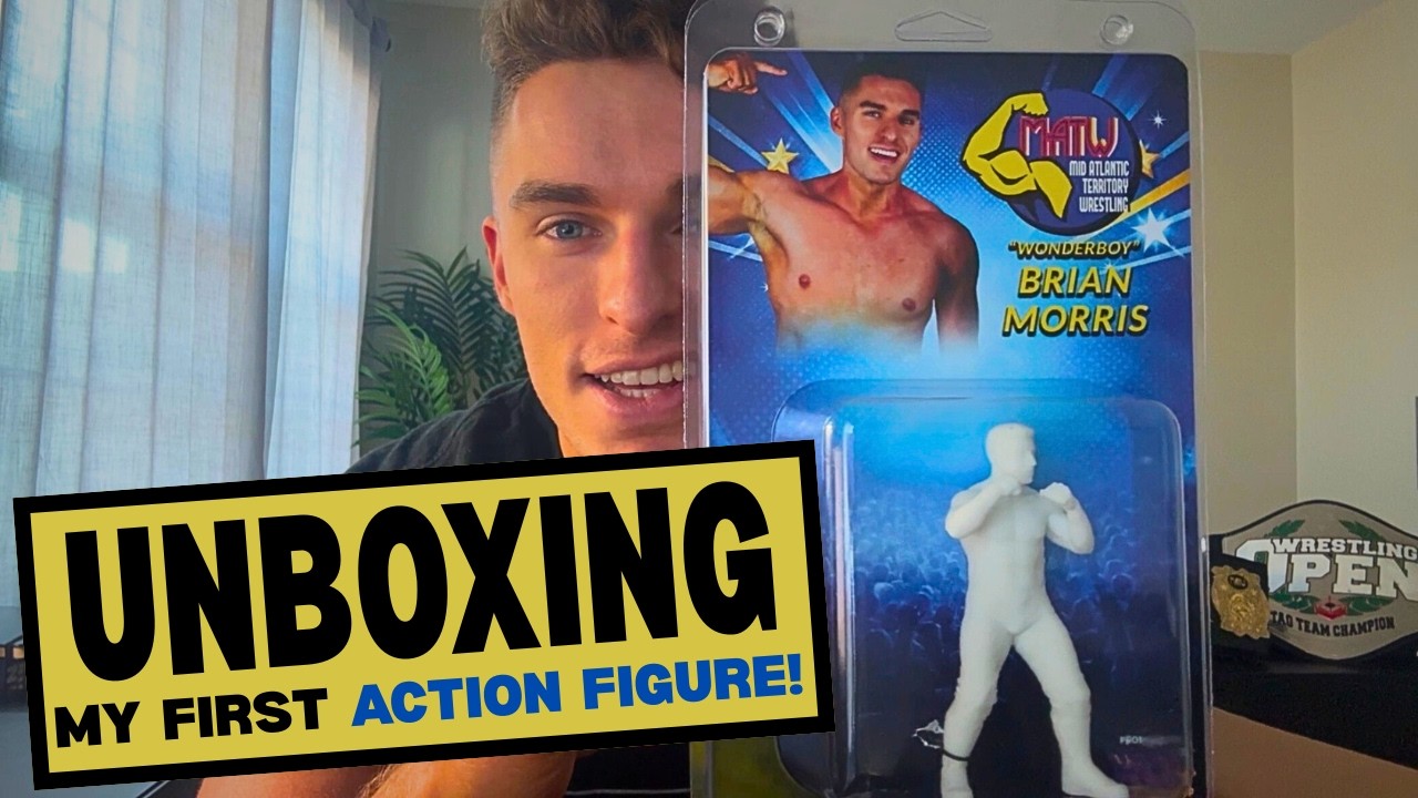 UNBOXING MY FIRST ACTION FIGURE!