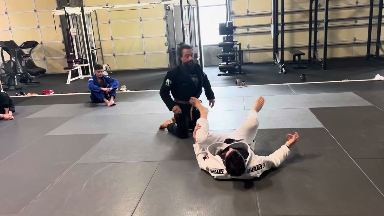 Muscle sweep to Funk Roll