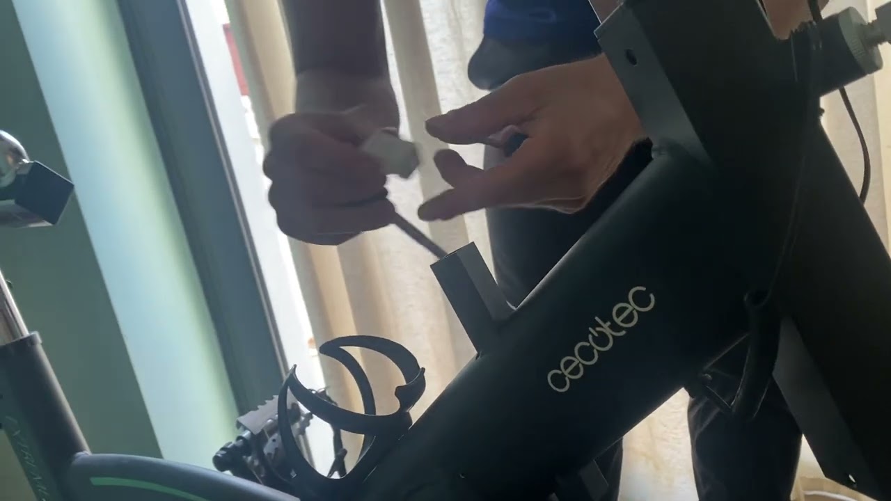 Bici estática sin resistencia: cómo reparar el mecanismo cambiando la tuerca