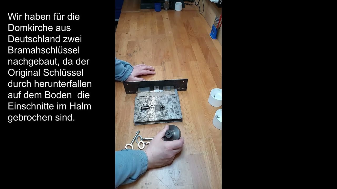 Nachbau vom 2 Bramahschlüssel für ein Bramahschloss - Schlosspatent D.R. Patent- Nr.: 32773