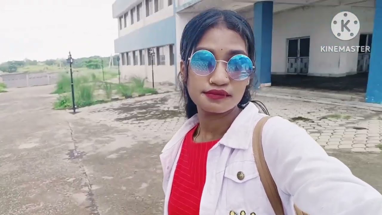 Awesome view blue building💗 