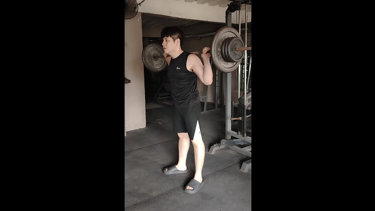 Raw Barbell Squats w/o Barbell Rack | 2 Sets, 18 Reps | Good Form 🦾
