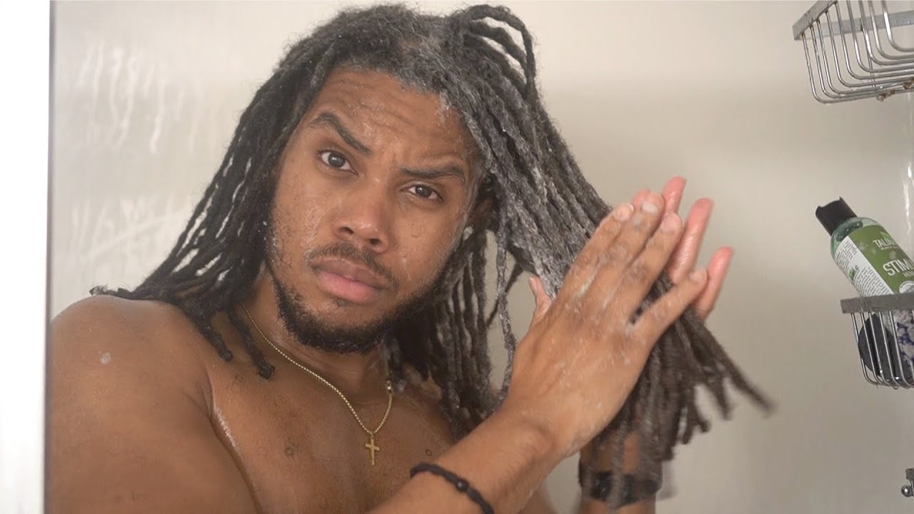 How to Wash Dreadlocks The Right and Wrong way (No Retwist) | My wash routine